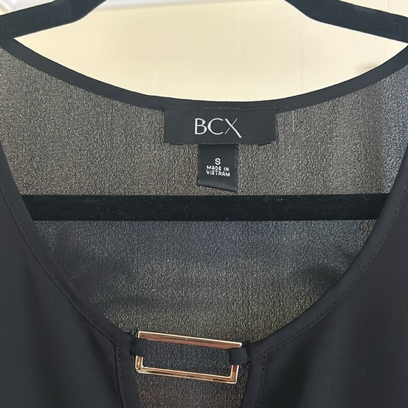 BCX sleeveless top • Size small • NWT - Picture 2 of 5